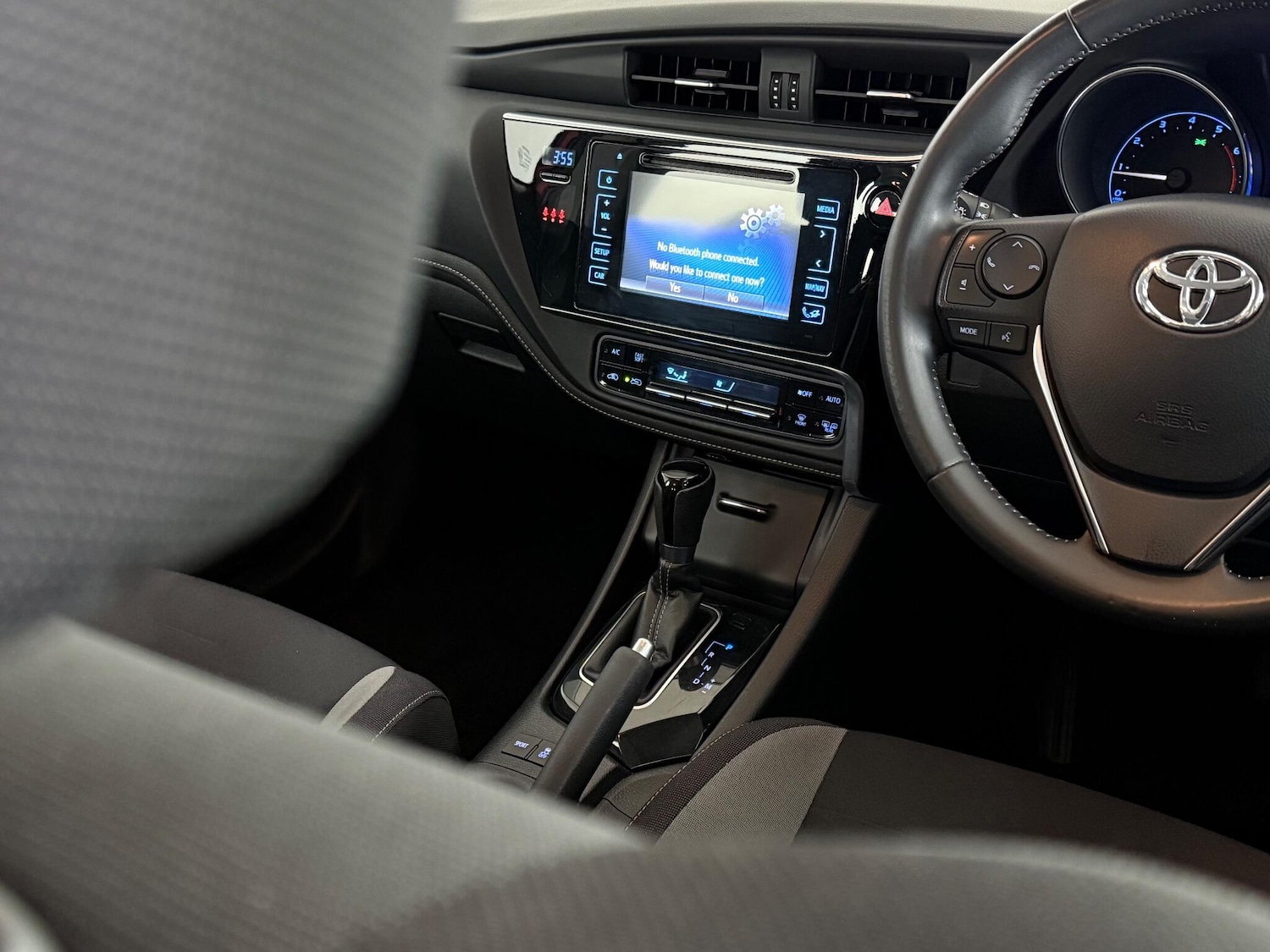 Used Toyota Auris 2016 for sale - 76990303: Photo 18