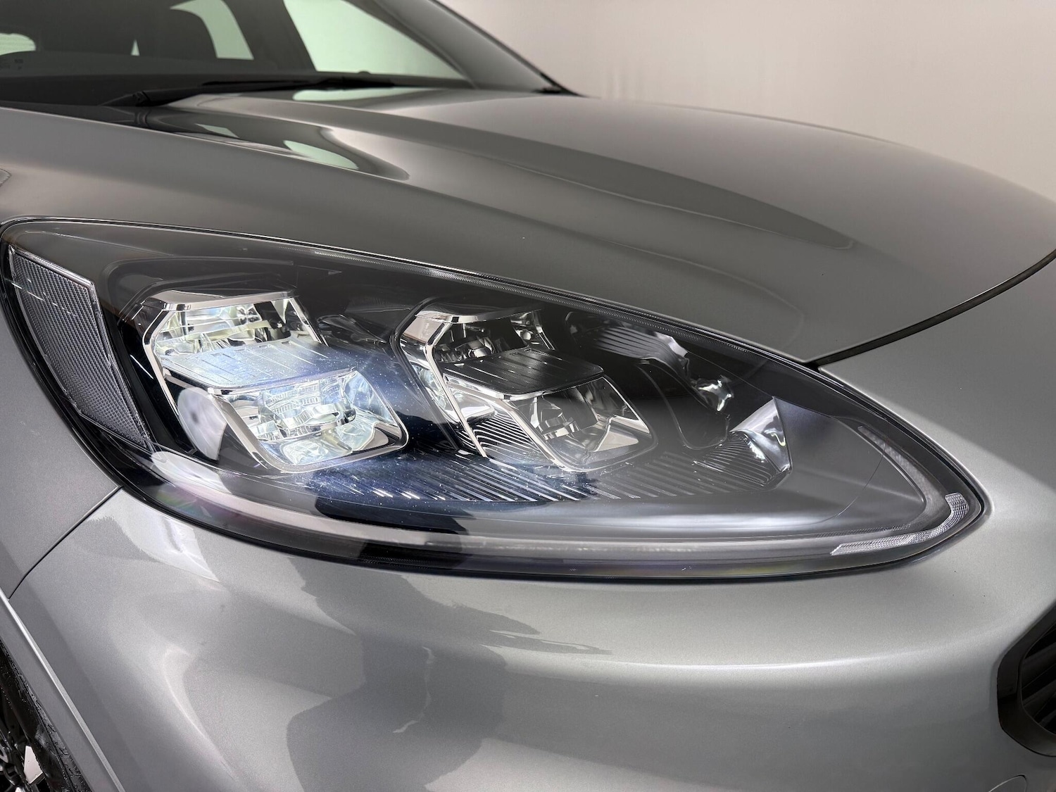 Used Ford Kuga 2023 for sale - 76466693: Photo 8