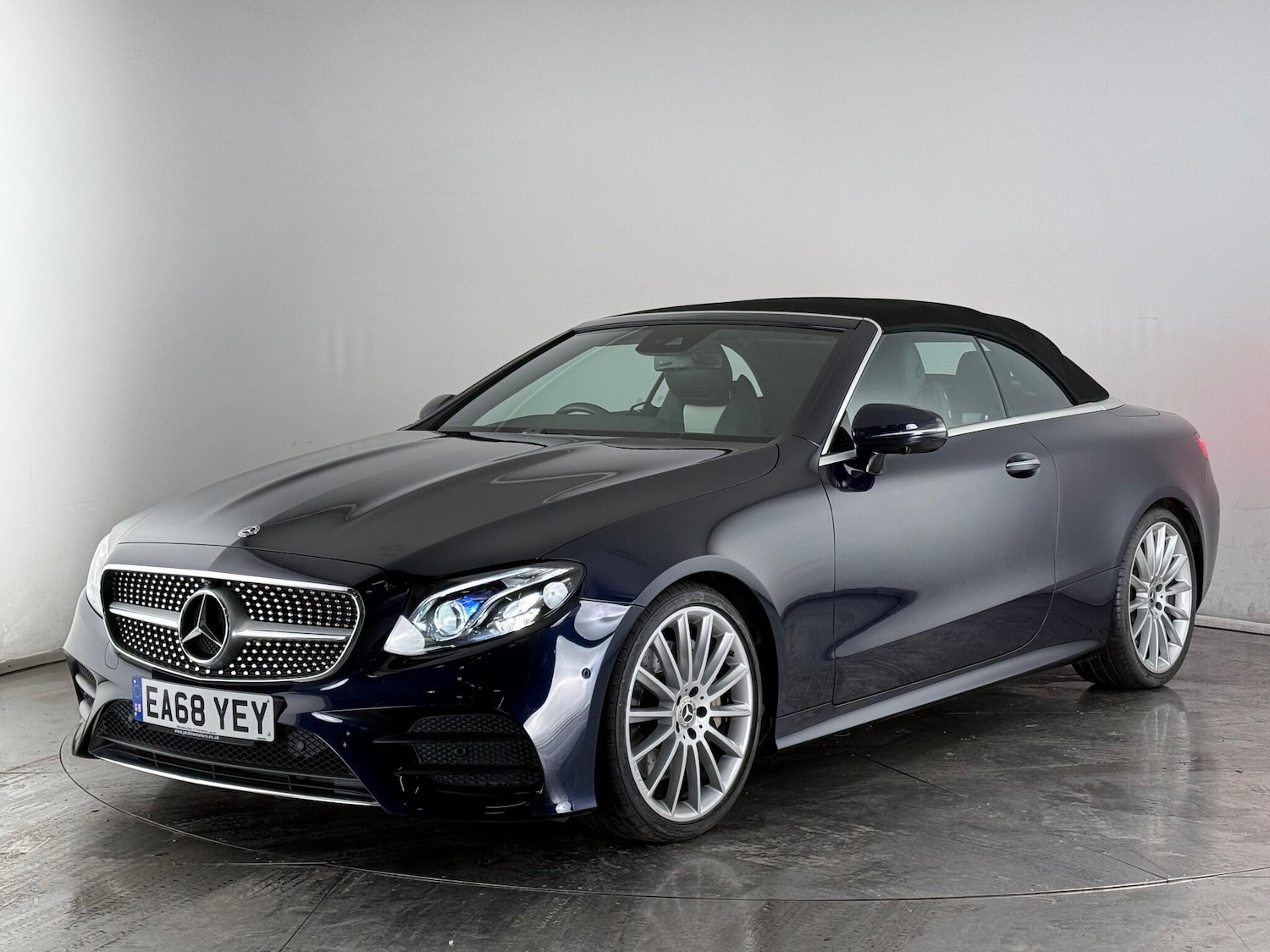 Used Mercedes-Benz E Class 2018 for sale - 76466937: Photo 10