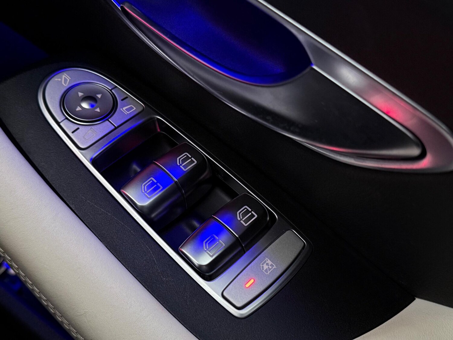 Used Mercedes-Benz E Class 2018 for sale - 76466937: Photo 48