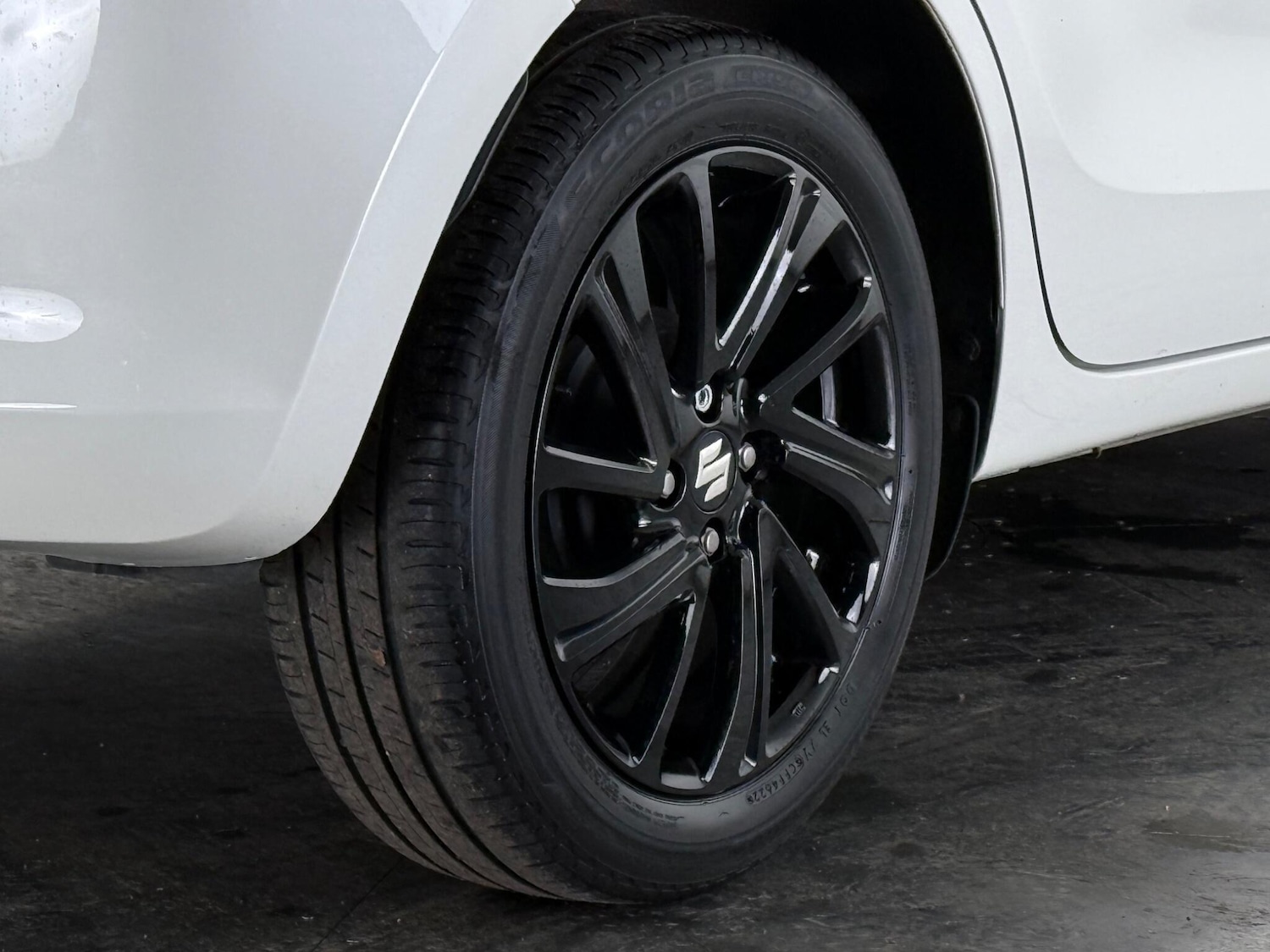 Used Suzuki Swift 2023 for sale - 77560059: Photo 7