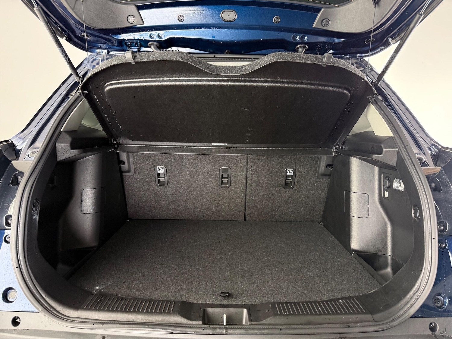 Used Suzuki SX4 S-Cross 2023 for sale - 76467026: Photo 12