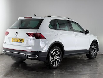 Used Volkswagen Tiguan 2022 for sale - 77543468: Photo
