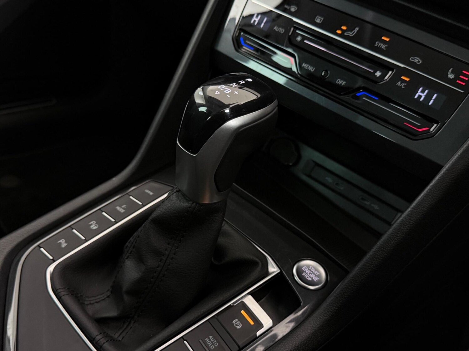 Used Volkswagen Tiguan 2022 for sale - 77543468: Photo 31