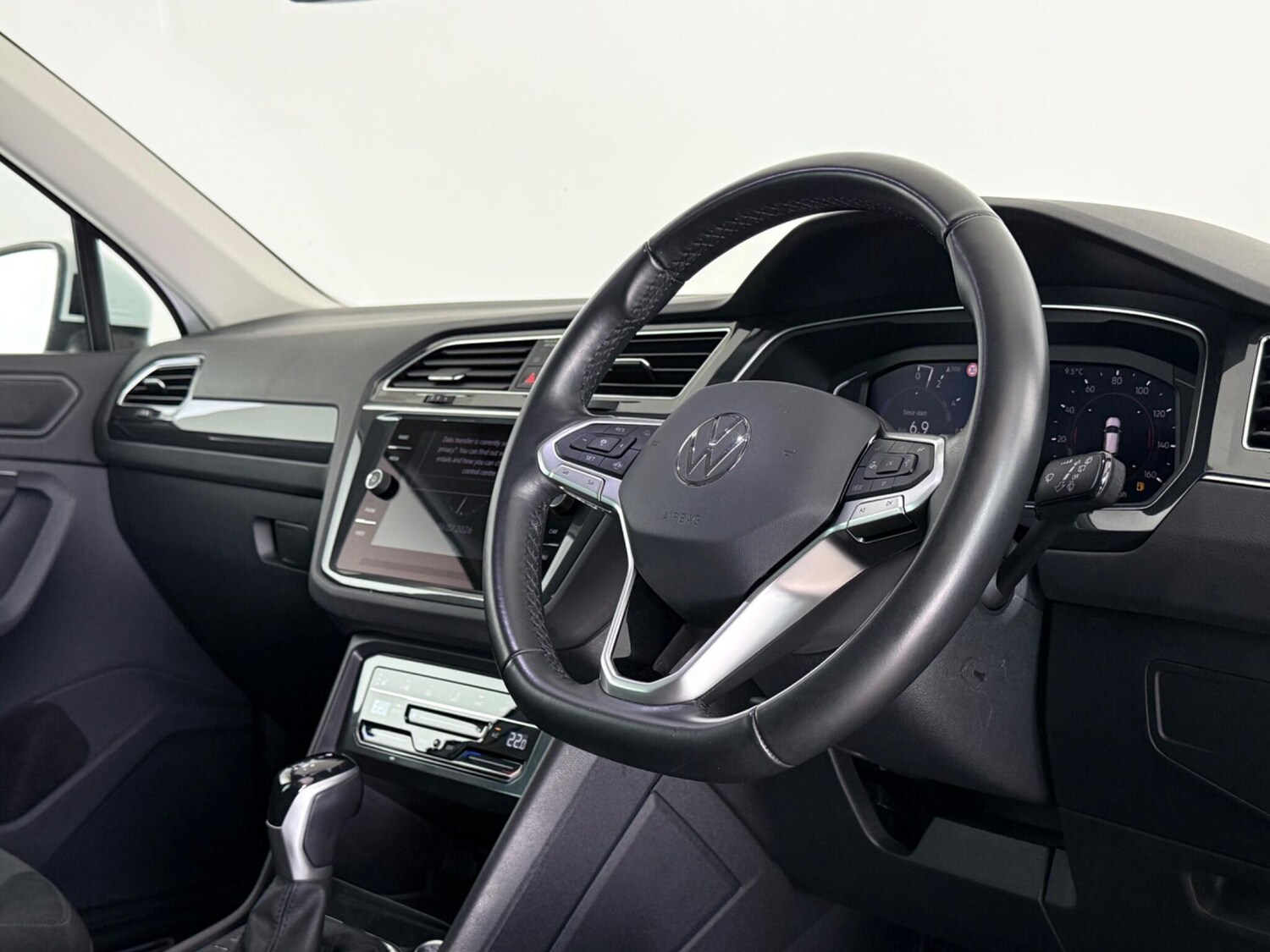 Used Volkswagen Tiguan 2022 for sale - 77543468: Photo 9