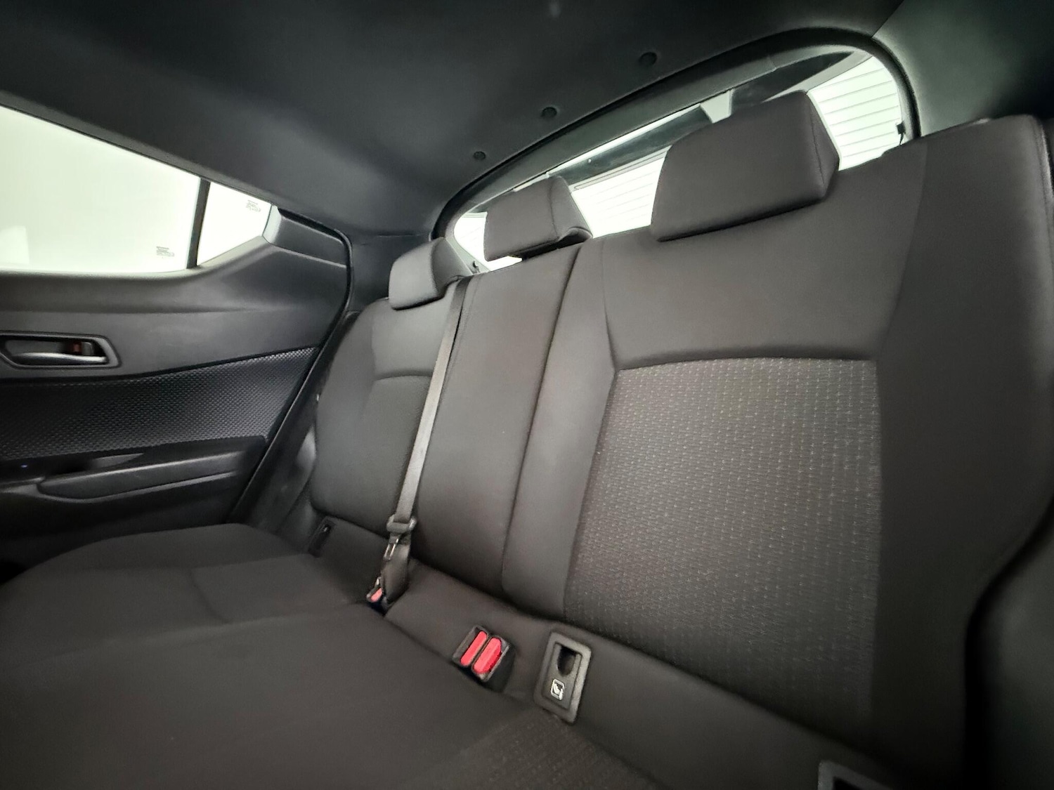 Used Toyota C-HR 2019 for sale - 77054120: Photo 17