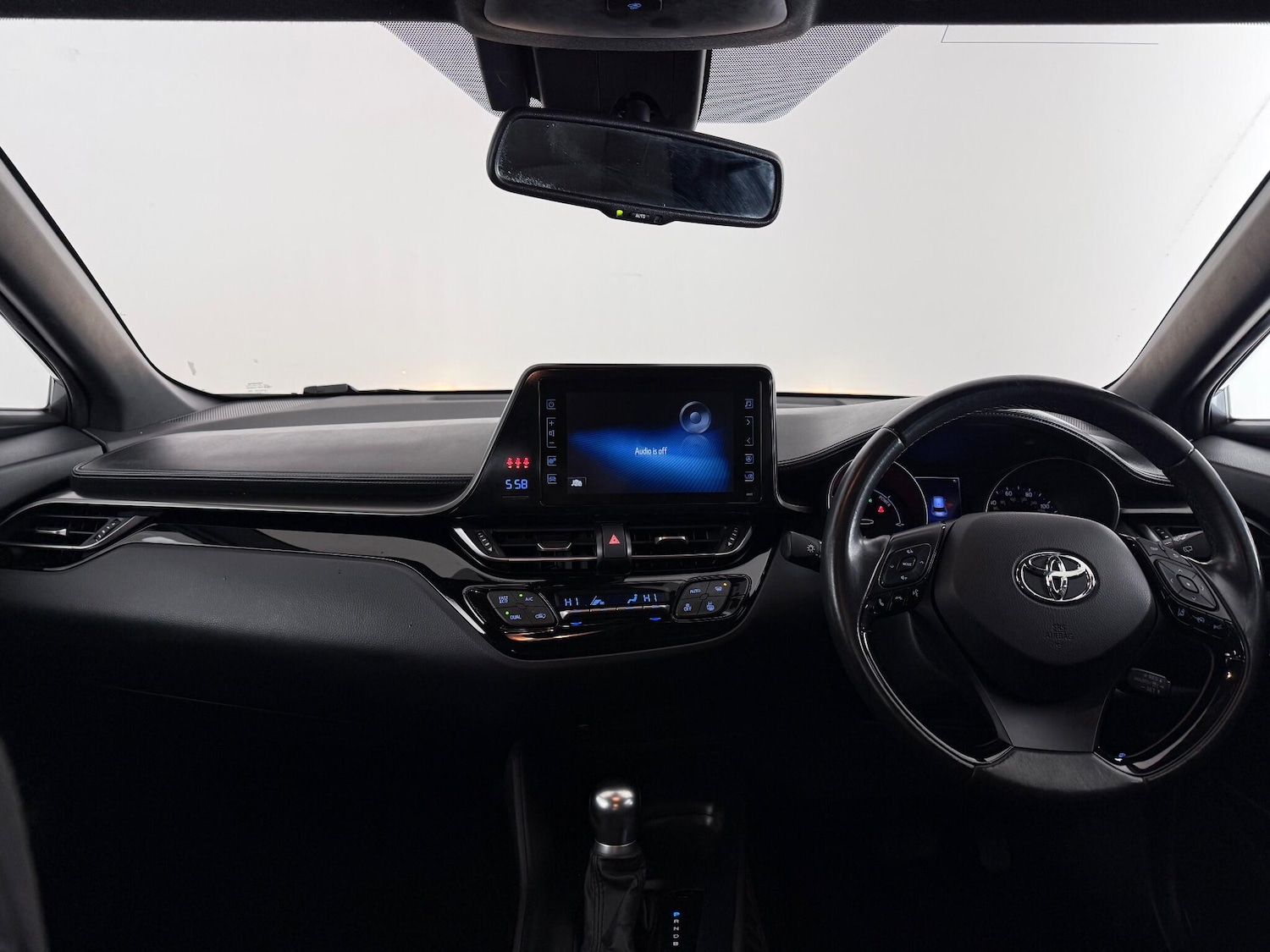 Used Toyota C-HR 2019 for sale - 77054120: Photo 18