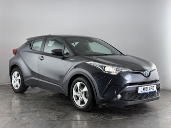 Used Toyota C-HR 2019 for sale - 77054120: Photo