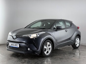 Used Toyota C-HR 2019 for sale - 77054120: Photo