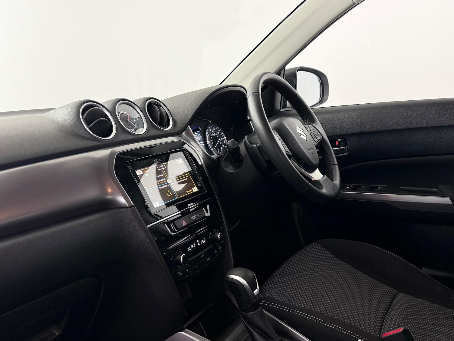 Used Suzuki Vitara 2023 for sale - 77222390: Photo 13