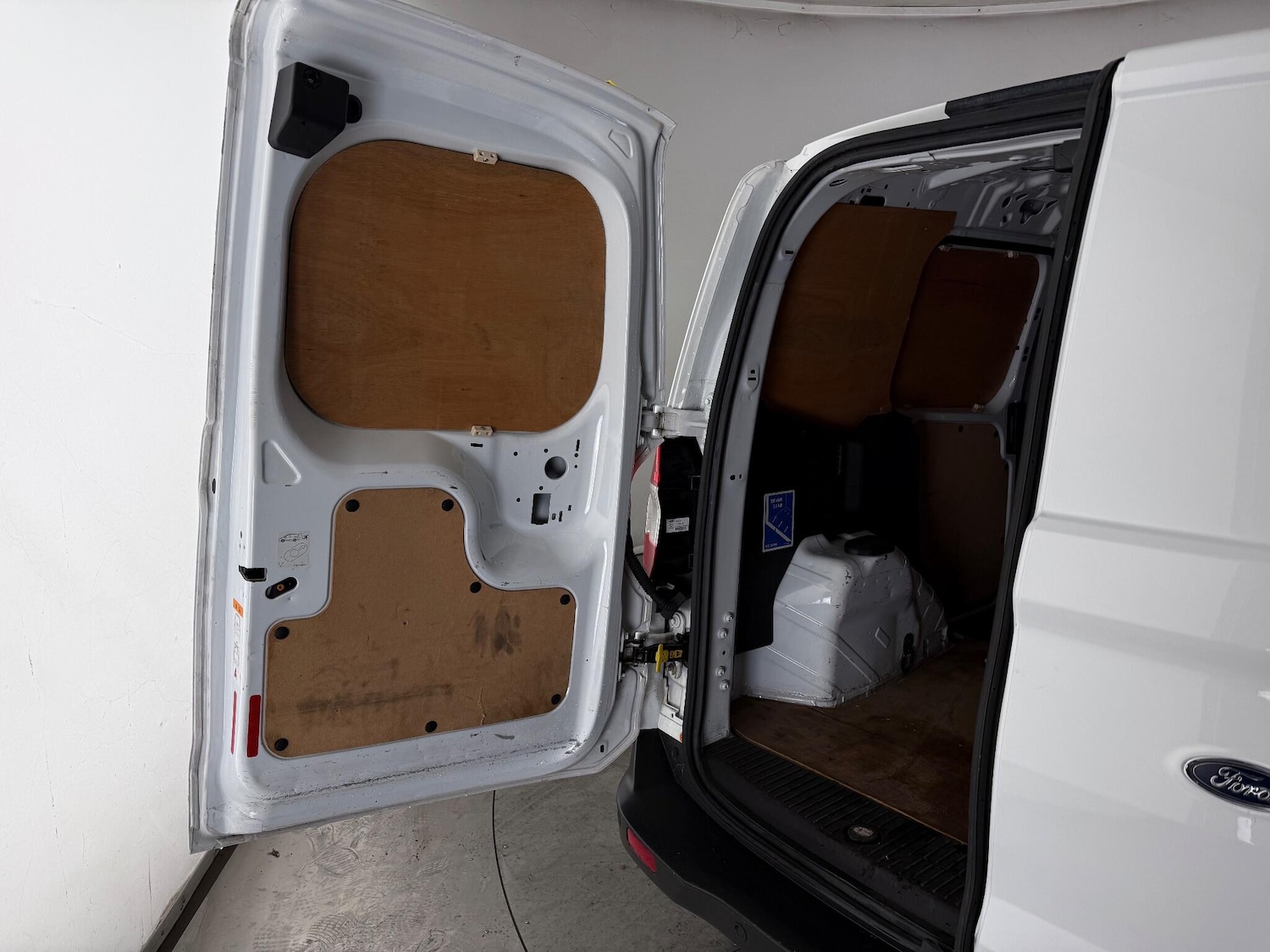 Used Ford Transit Courier 2020 for sale - 77259784: Photo 10