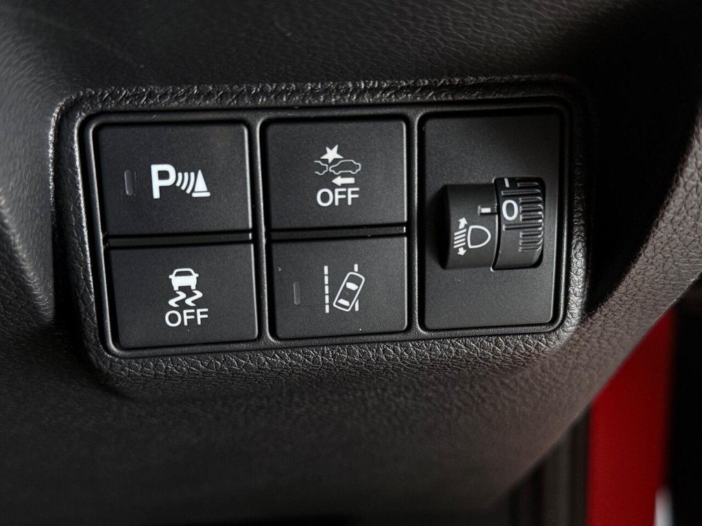 Used Honda Civic 2018 for sale - 75688277: Photo 28