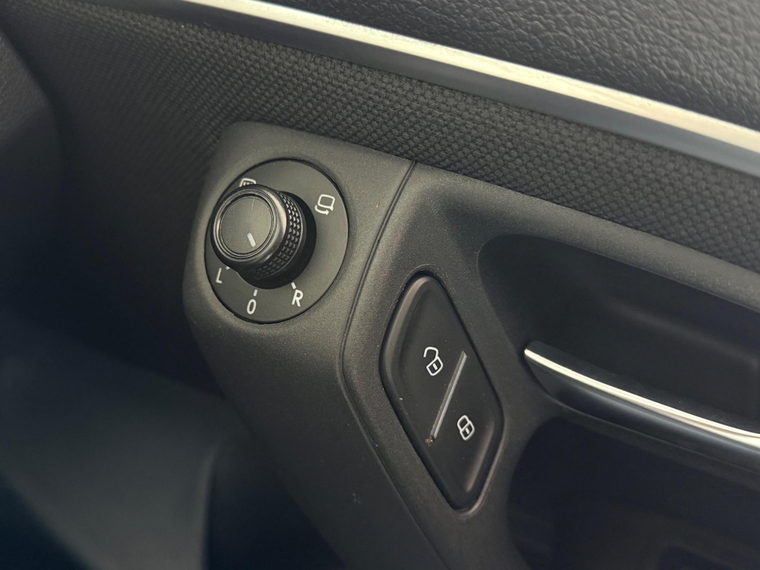 Used Volkswagen Polo 2016 for sale - 77221727: Photo 18