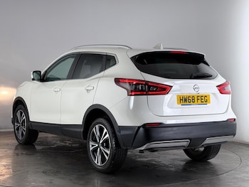 Used Nissan Qashqai 2018 for sale - 77371886: Photo