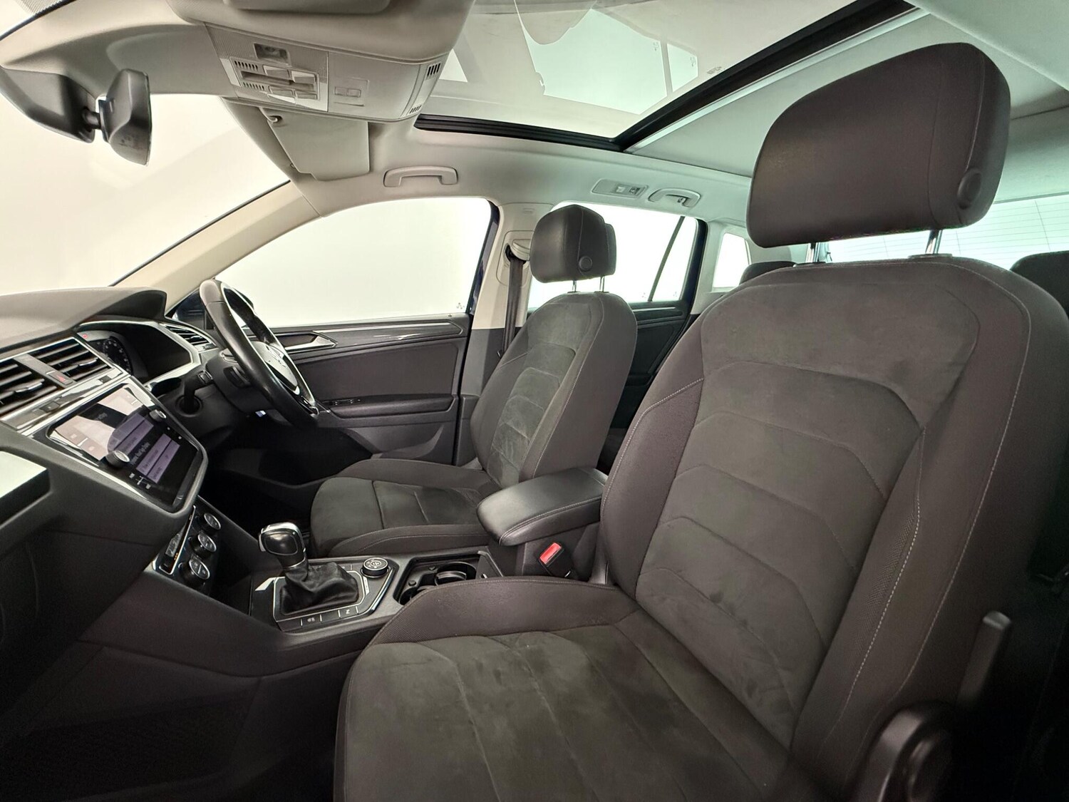 Used Volkswagen Tiguan 2017 for sale - 77799515: Photo 13