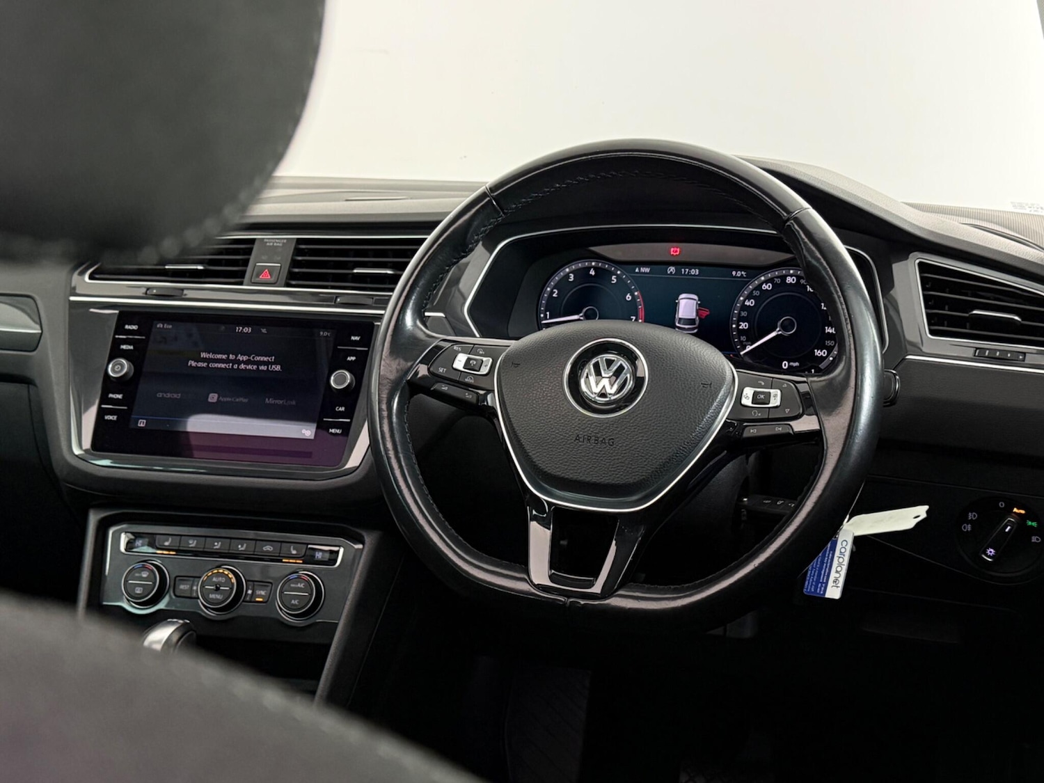 Used Volkswagen Tiguan 2017 for sale - 77799515: Photo 16