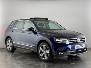 Used Volkswagen Tiguan 2017 for sale - 77799515: Photo