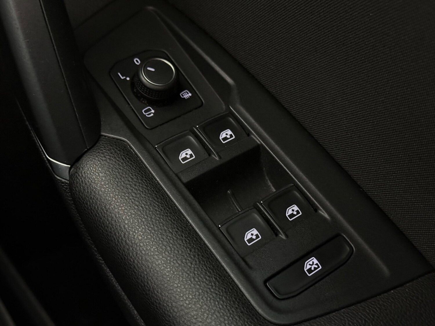 Used Volkswagen Tiguan 2017 for sale - 77799515: Photo 21