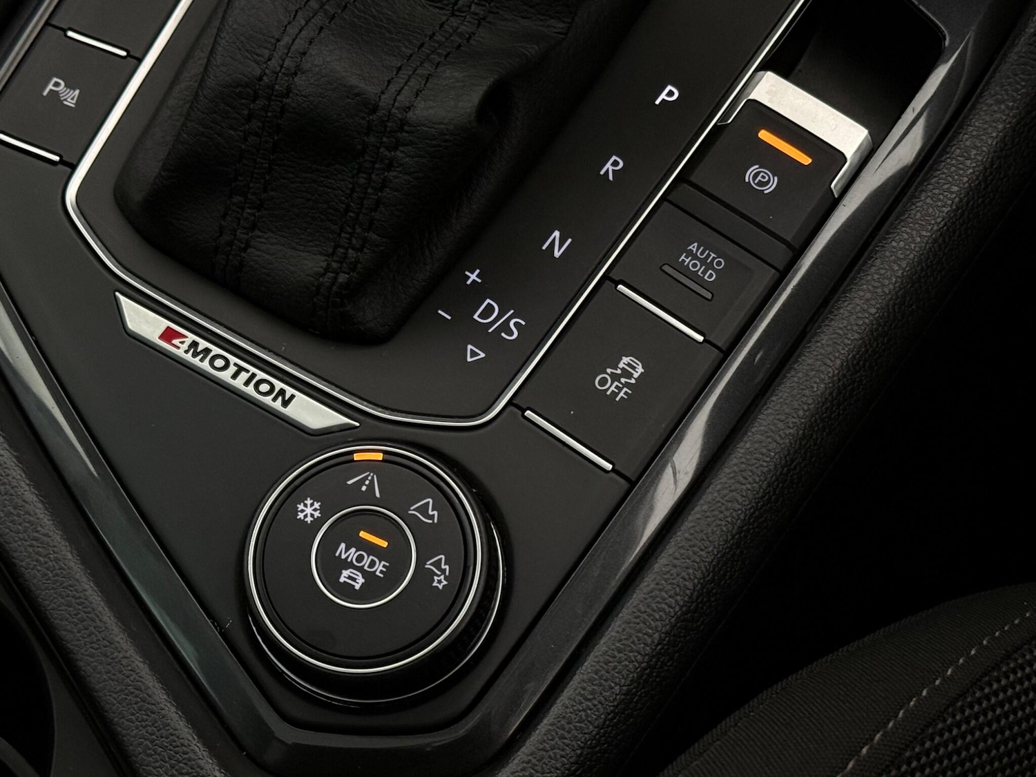 Used Volkswagen Tiguan 2017 for sale - 77799515: Photo 35