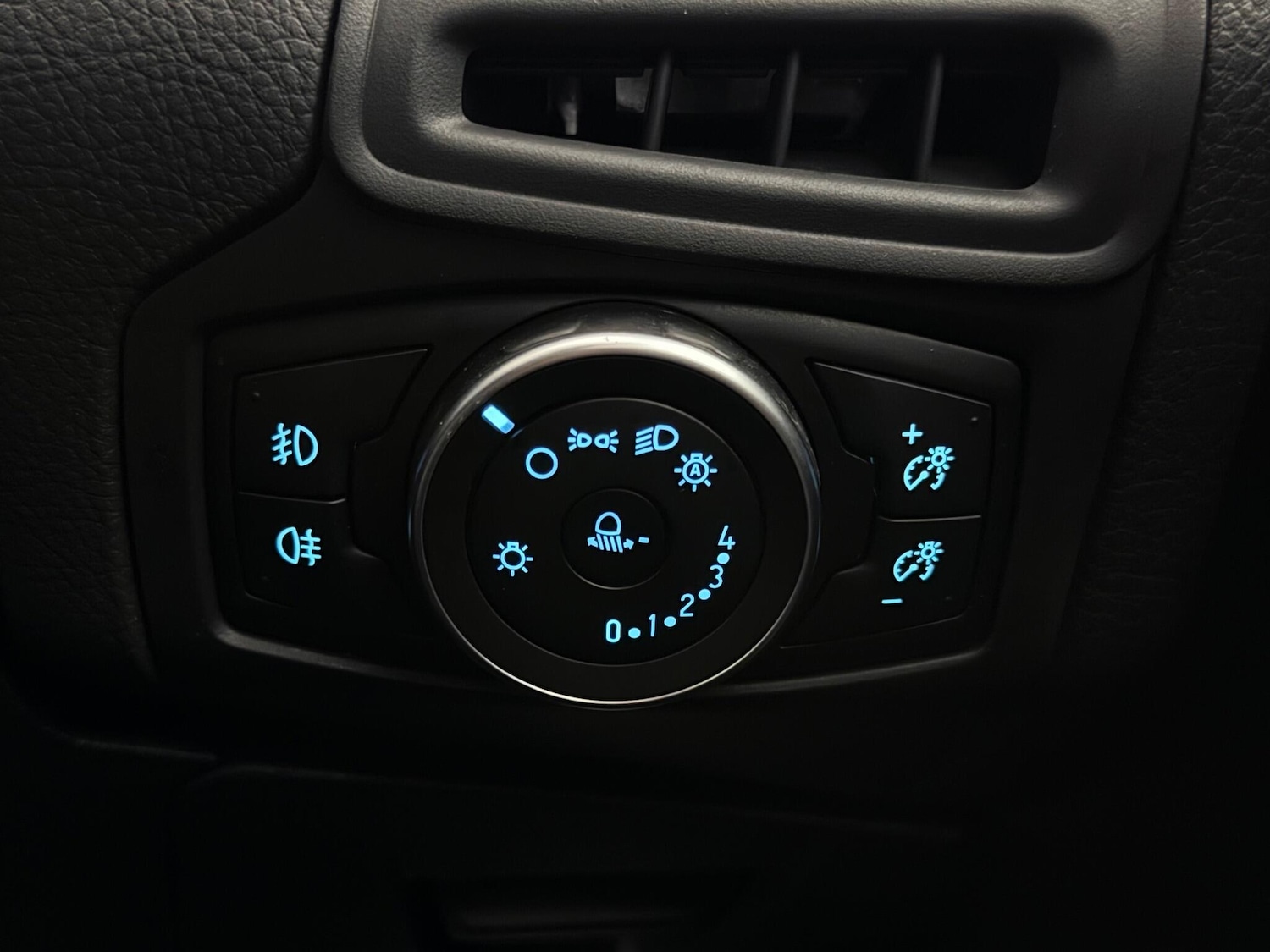 Used Ford Focus 2018 for sale - 77221979: Photo 29