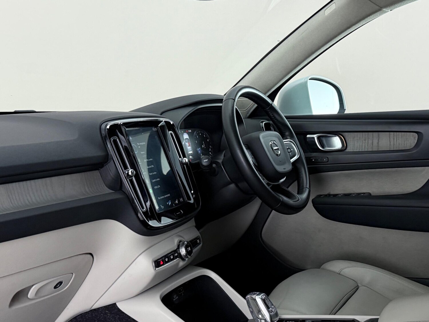 Used Volvo XC40 2020 for sale - 78144164: Photo 13