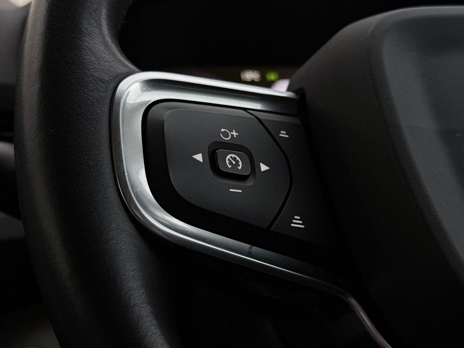 Used Volvo XC40 2020 for sale - 78144164: Photo 17