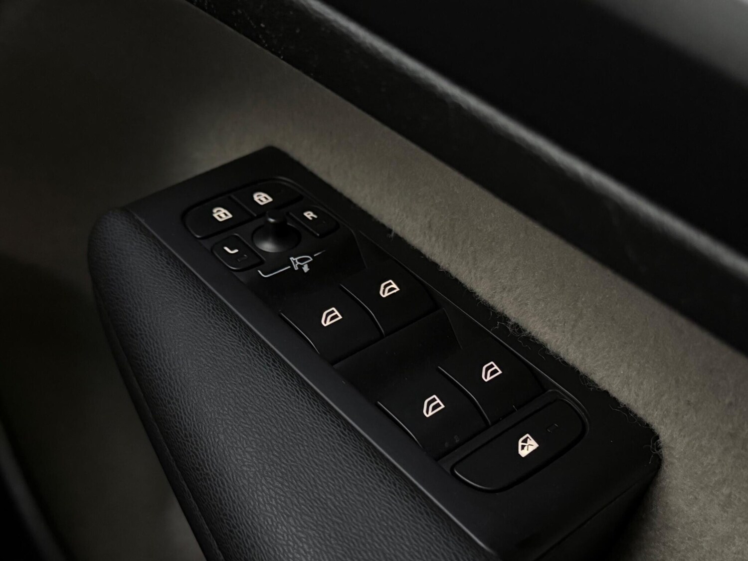 Used Volvo XC40 2020 for sale - 78144164: Photo 23