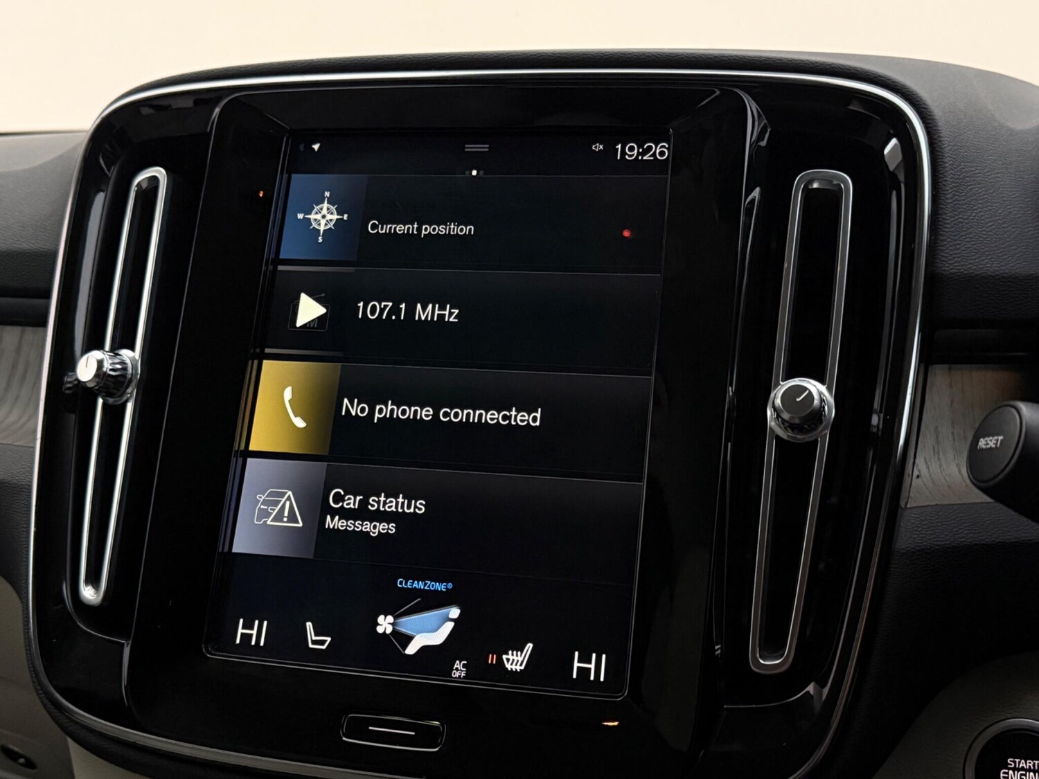 Used Volvo XC40 2020 for sale - 78144164: Photo 25