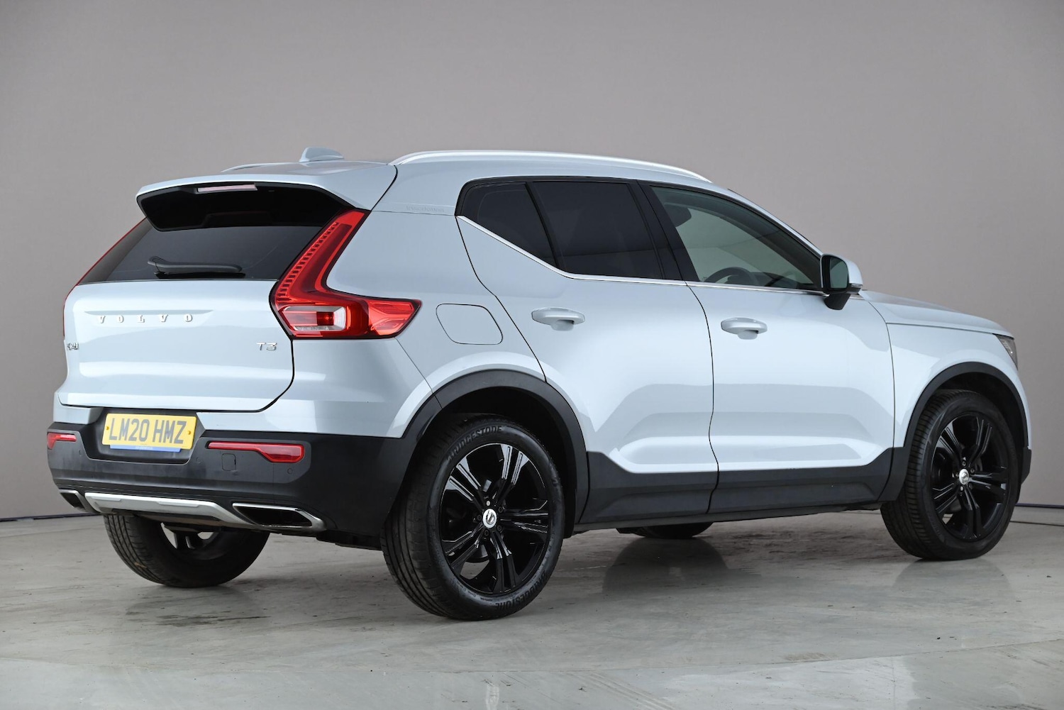 Used Volvo XC40 2020 for sale - 78144164: Photo 3