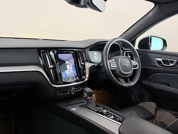 Used Volvo V60 2019 for sale - 79337876: Photo