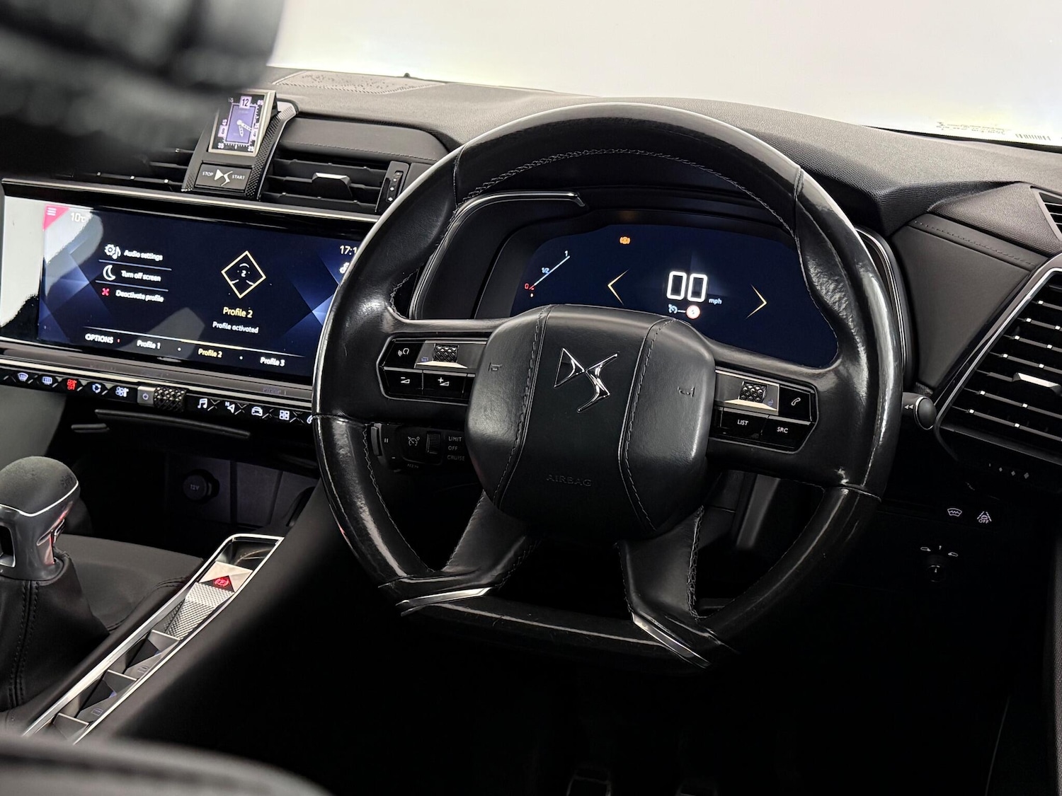 Used DS Automobiles DS 7 Crossback 2018 for sale - 77247016: Photo 12