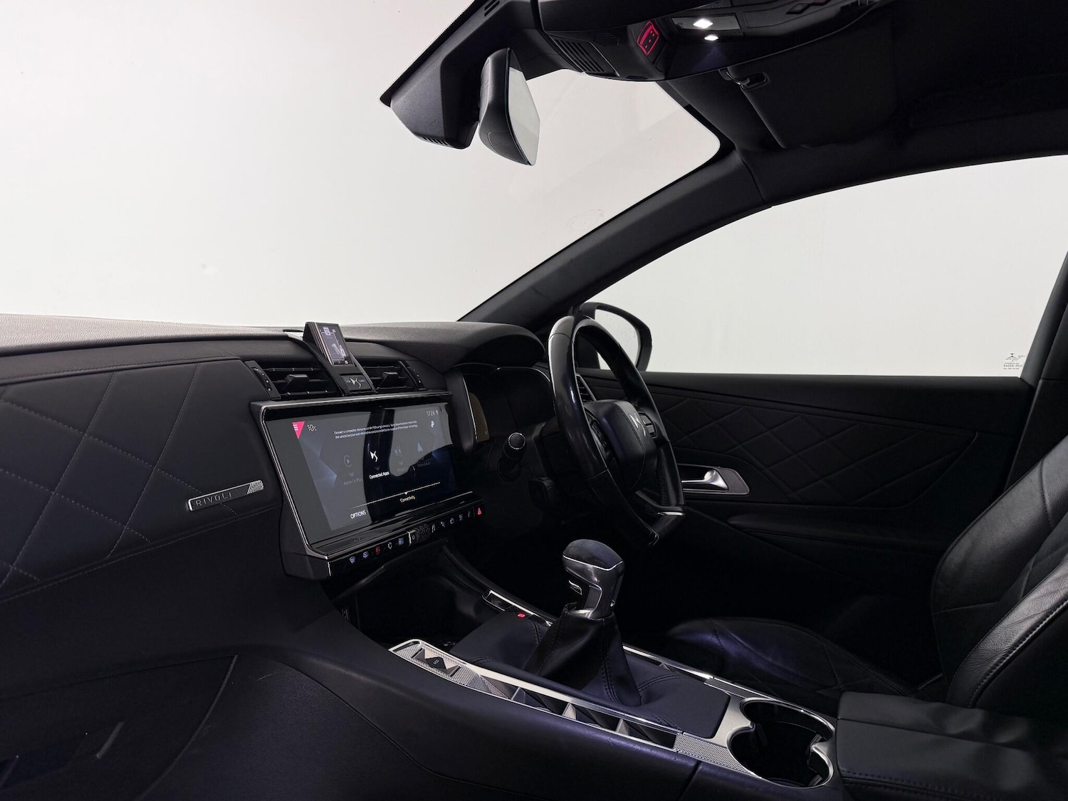 Used DS Automobiles DS 7 Crossback 2018 for sale - 77247016: Photo 13