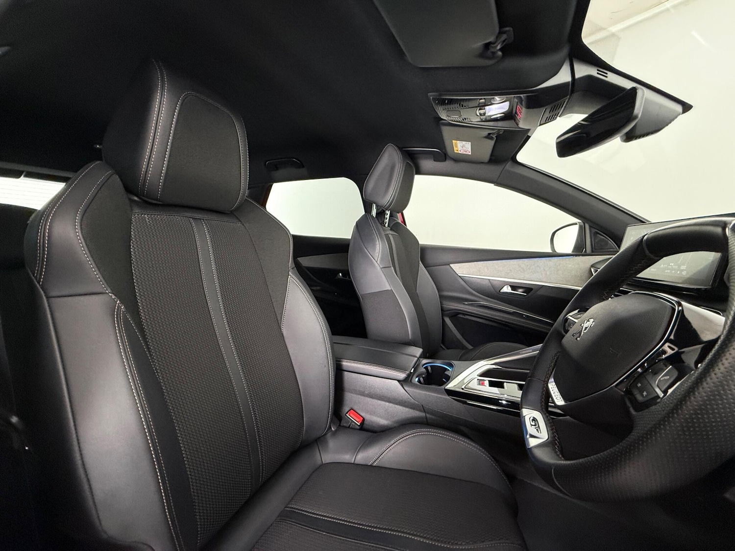 Used Peugeot 3008 2023 for sale - 77684454: Photo 11