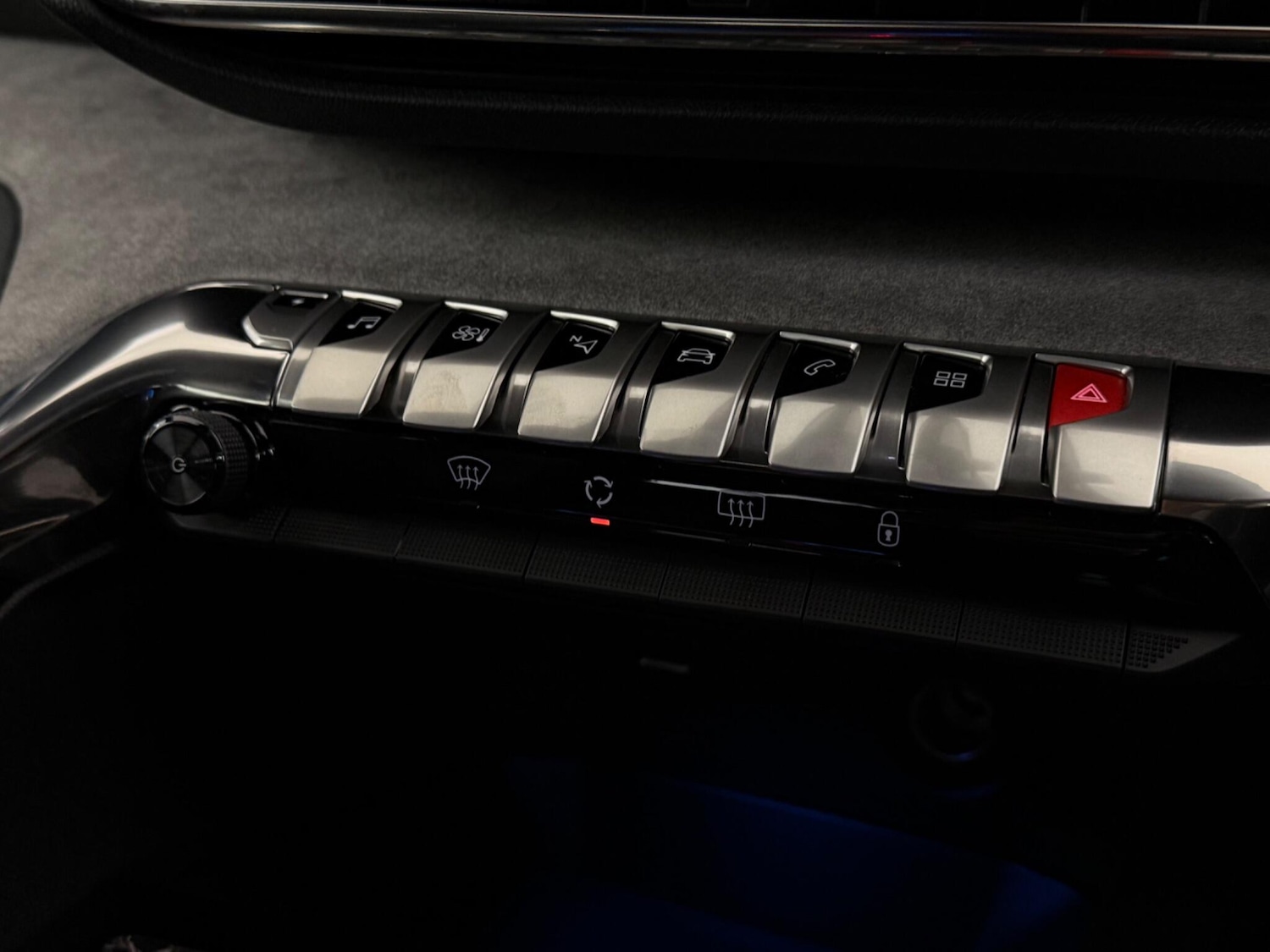 Used Peugeot 3008 2023 for sale - 77684454: Photo 35