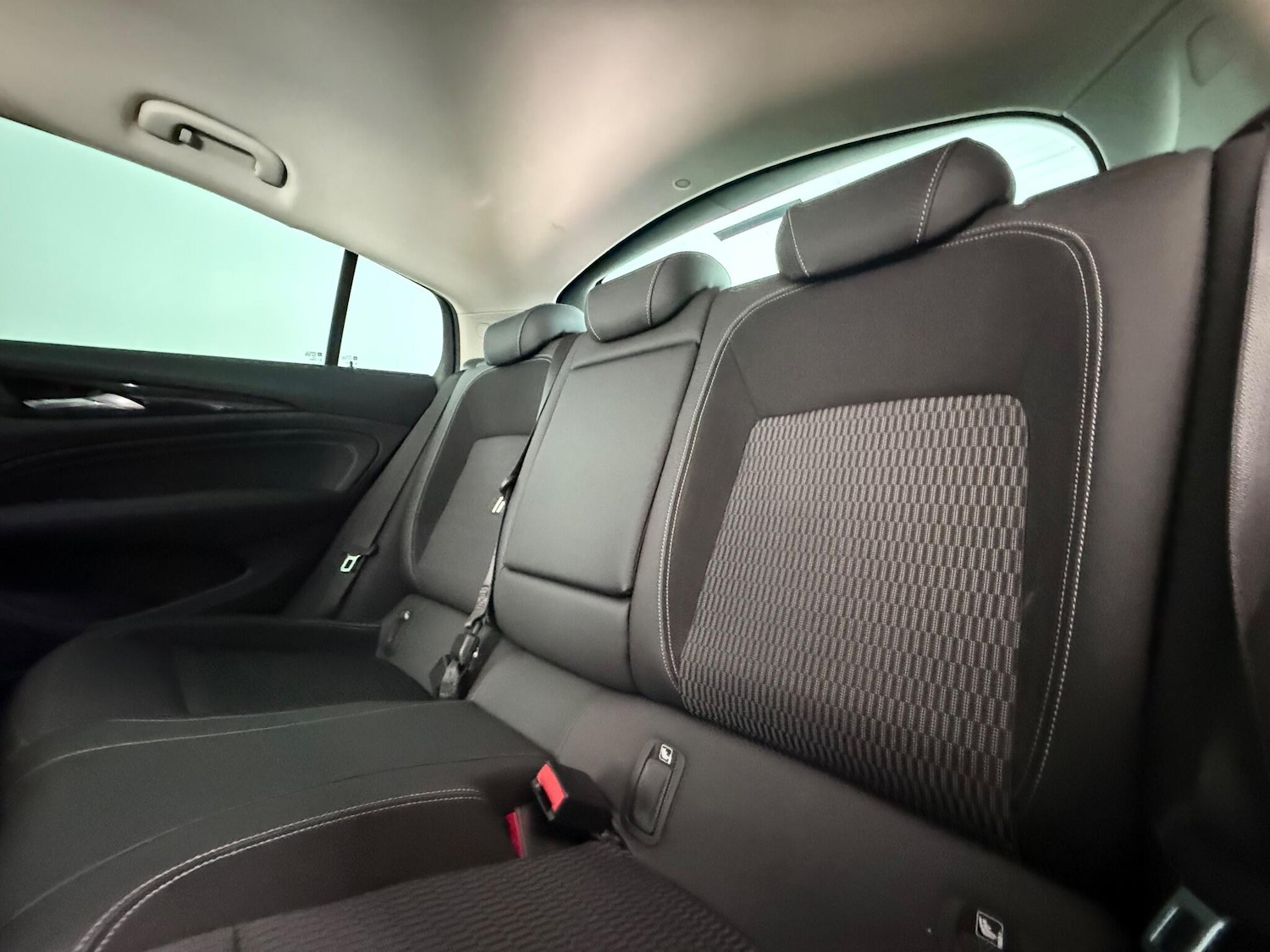 Used Vauxhall Insignia 2017 for sale - 76964764: Photo 18