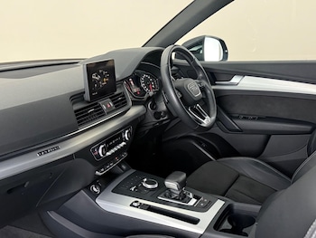 Used Audi Q5 2019 for sale - 78923458: Photo