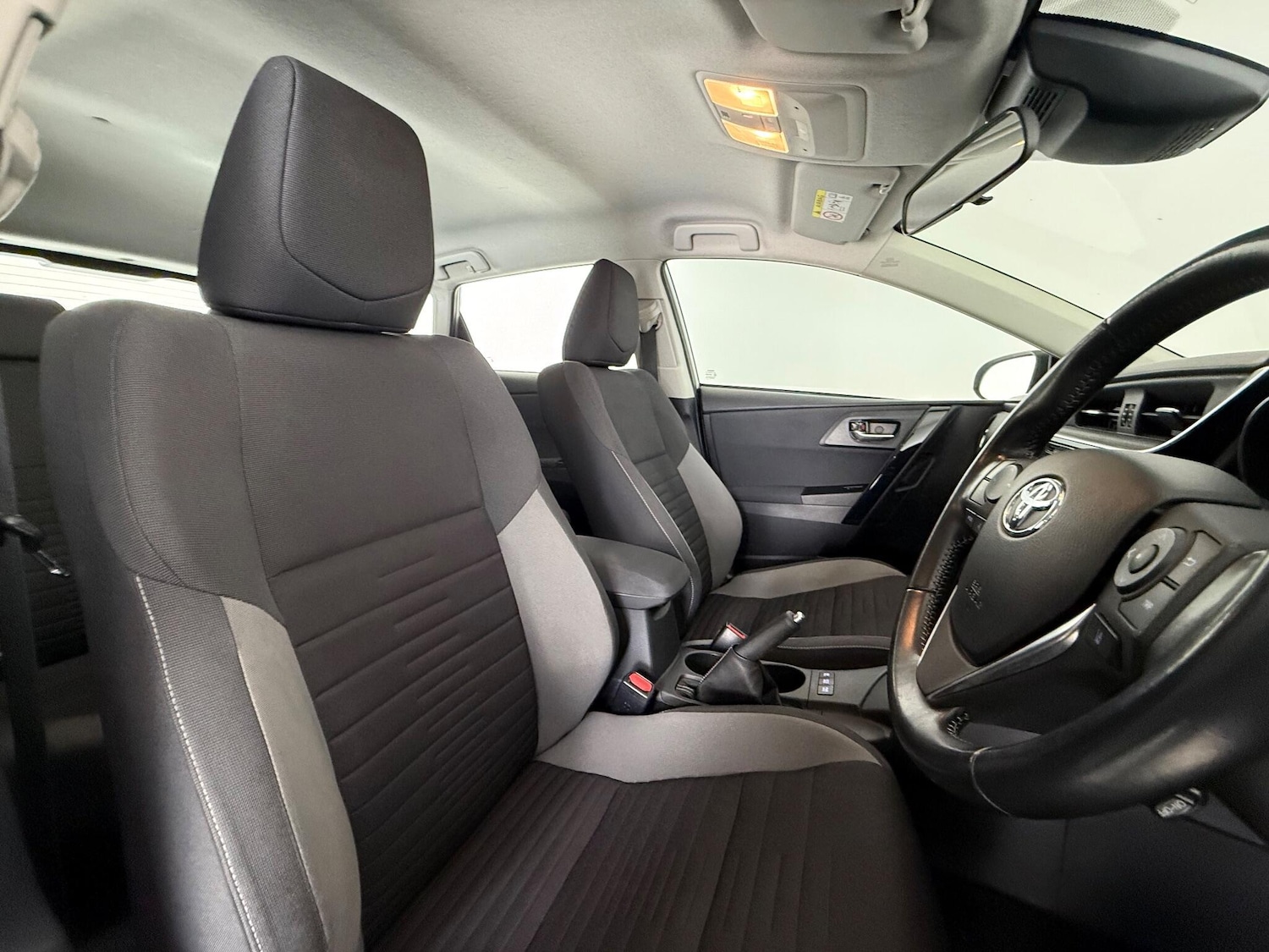 Used Toyota Auris 2018 for sale - 77246494: Photo 9