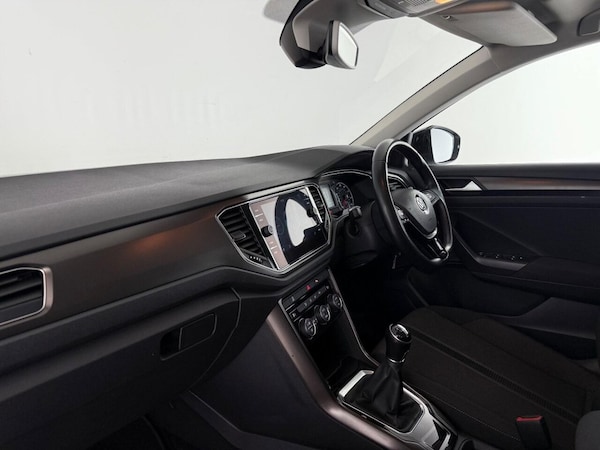 Used Volkswagen T-Roc 2018 for sale - 76039559: Photo 17