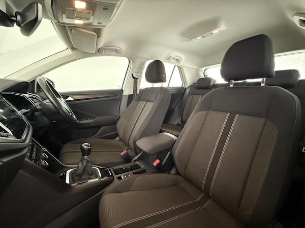 Used Volkswagen T-Roc 2018 for sale - 76039559: Photo 18