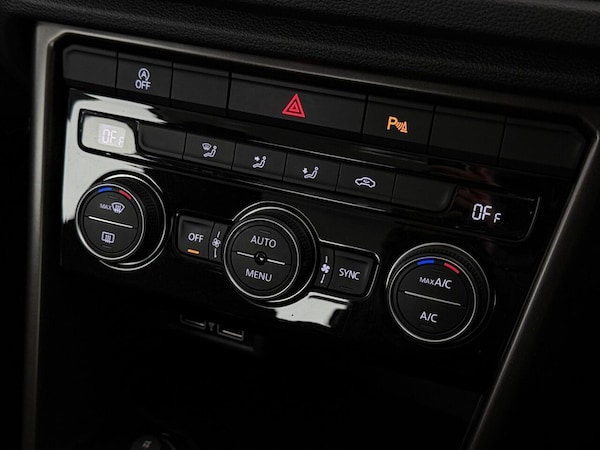 Used Volkswagen T-Roc 2018 for sale - 76039559: Photo 42