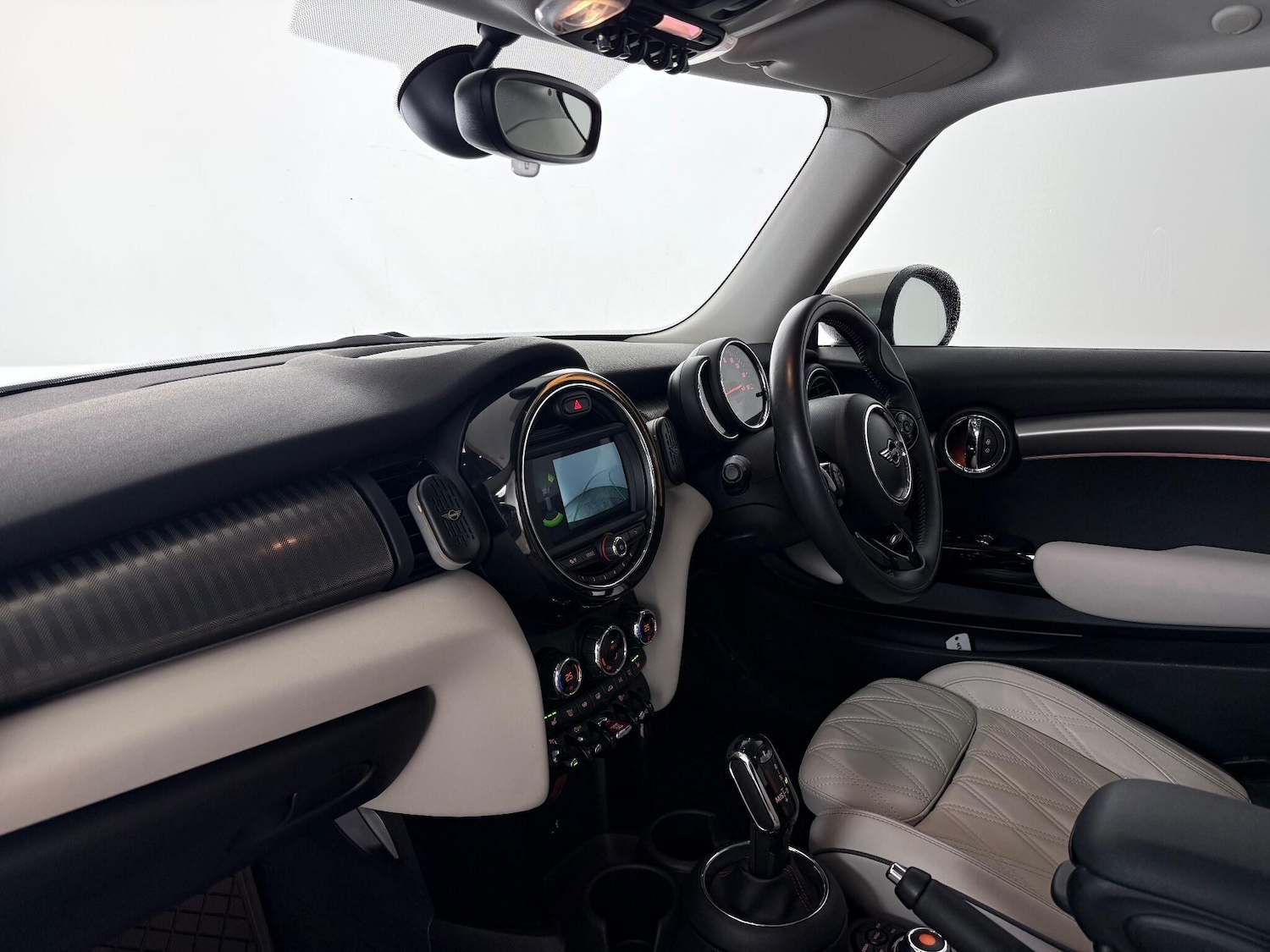 Used MINI Hatch 2019 for sale - 77221857: Photo 13