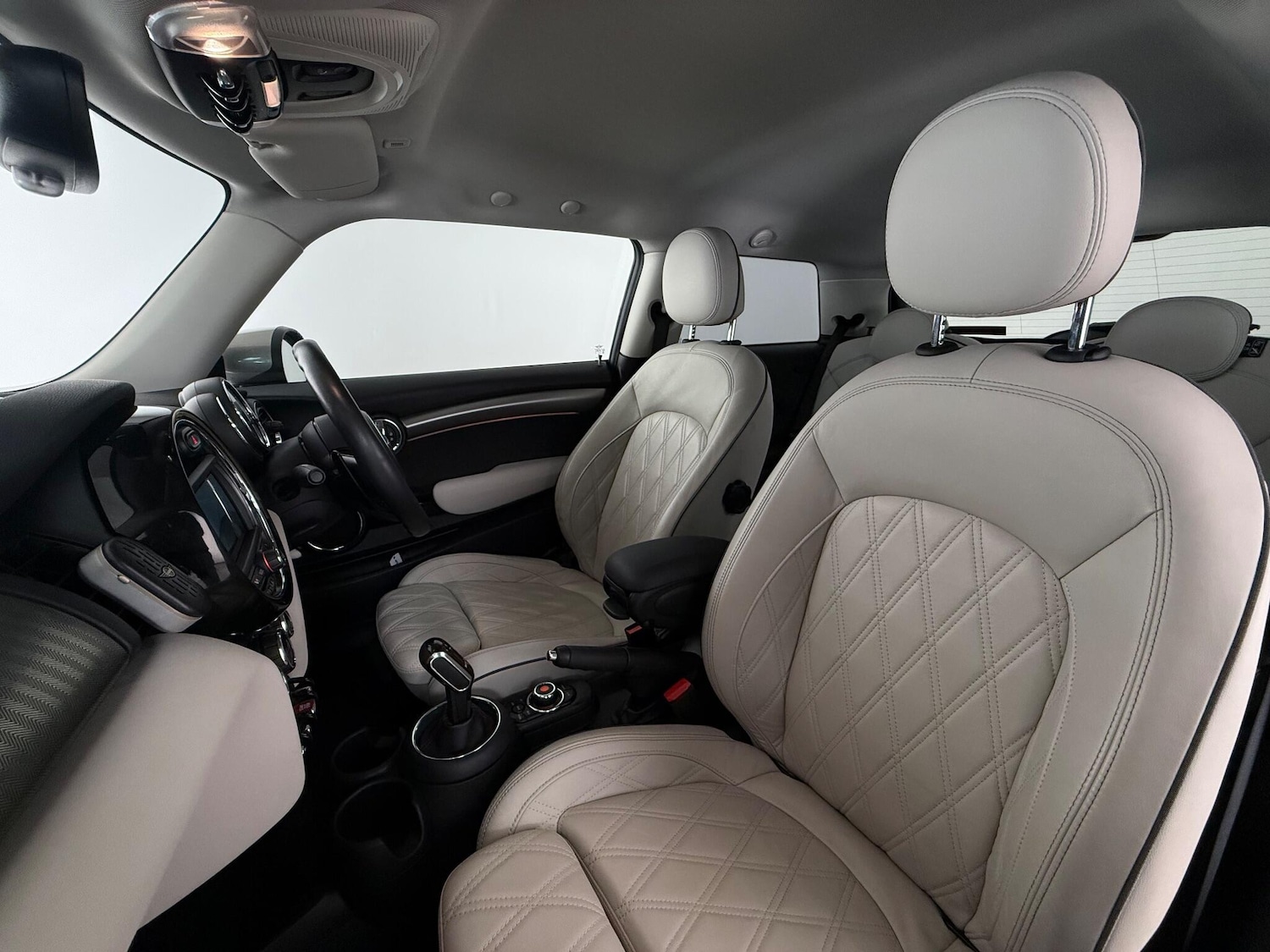 Used MINI Hatch 2019 for sale - 77221857: Photo 14