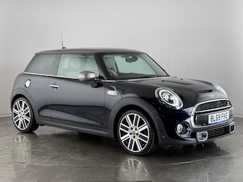 Used MINI Hatch 2019 for sale - 77221857: Photo