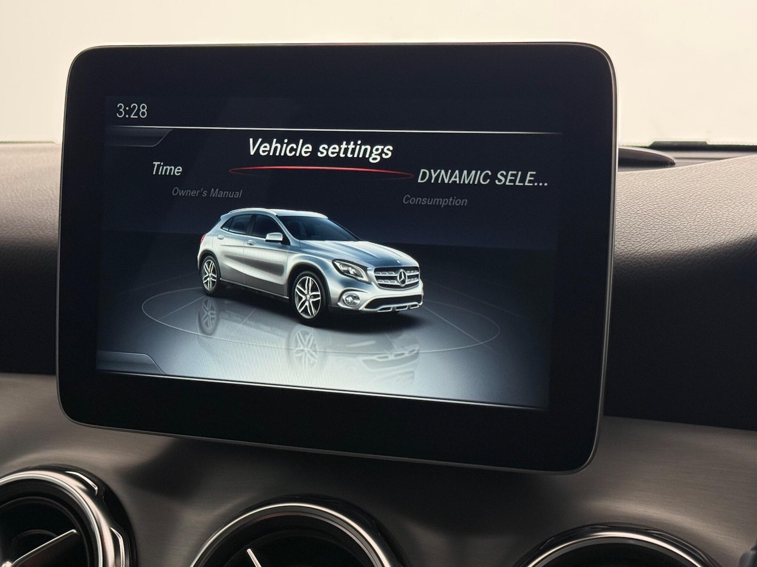 Used Mercedes-Benz GLA 2017 for sale - 77306431: Photo 28