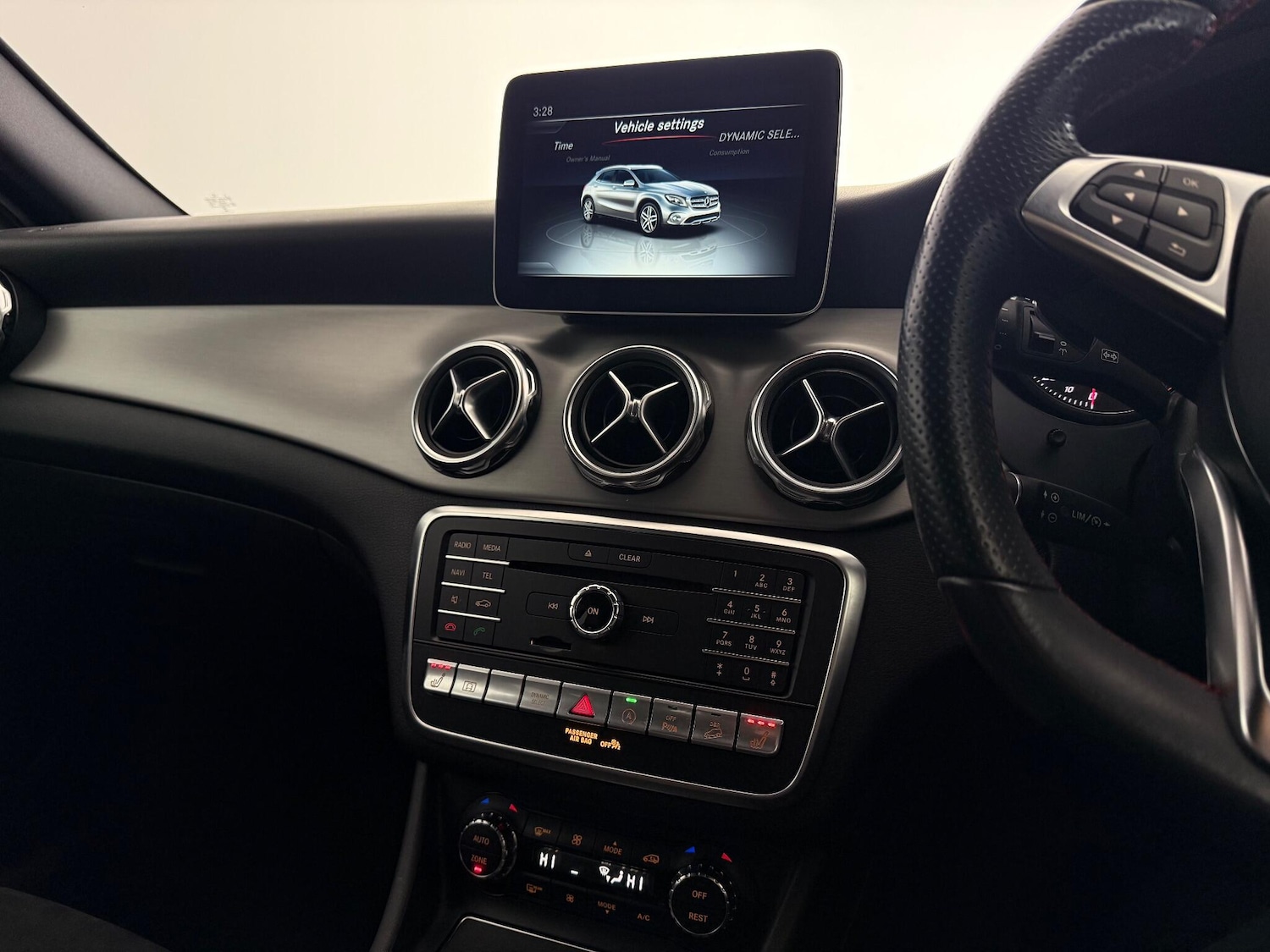 Used Mercedes-Benz GLA 2017 for sale - 77306431: Photo 35