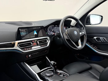 Used BMW 3 Series 2022 for sale - 79117044: Photo