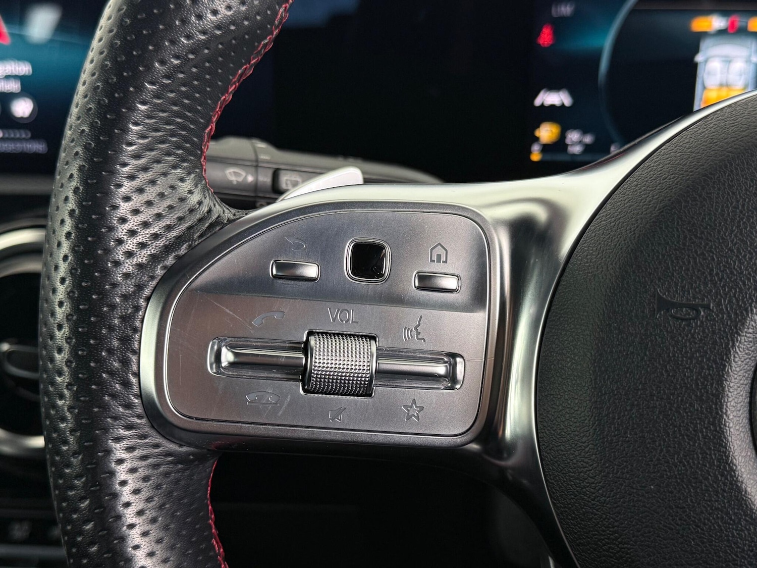 Used Mercedes-Benz A-Class 2018 for sale - 76467022: Photo 26