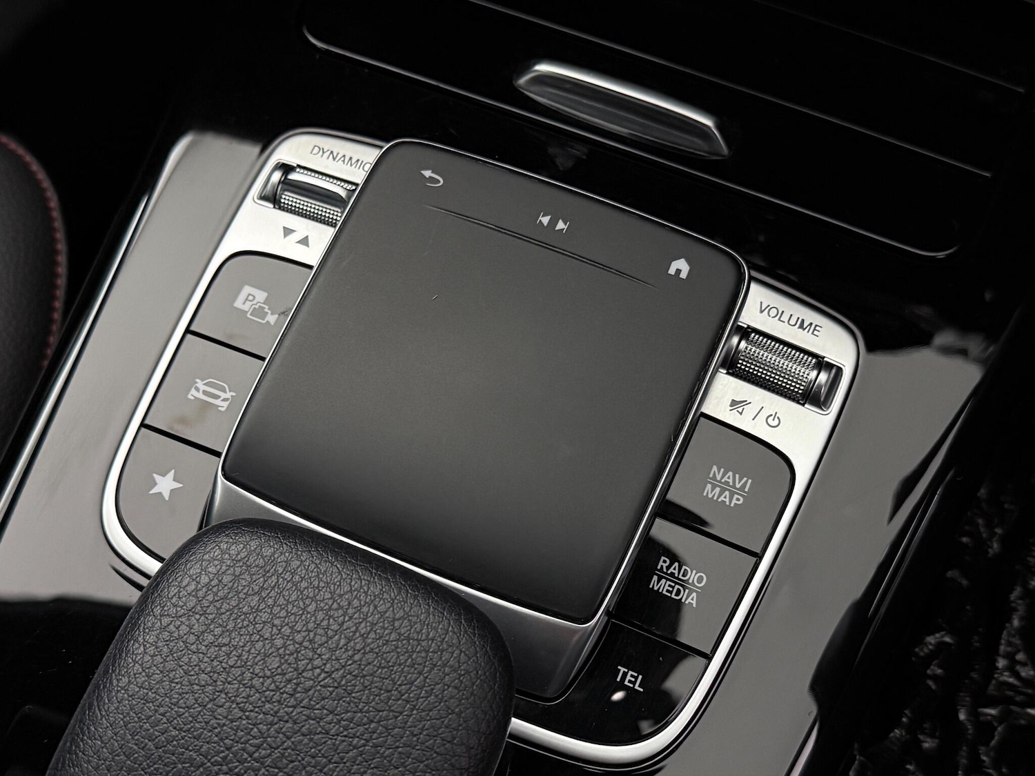 Used Mercedes-Benz A-Class 2018 for sale - 76467022: Photo 41