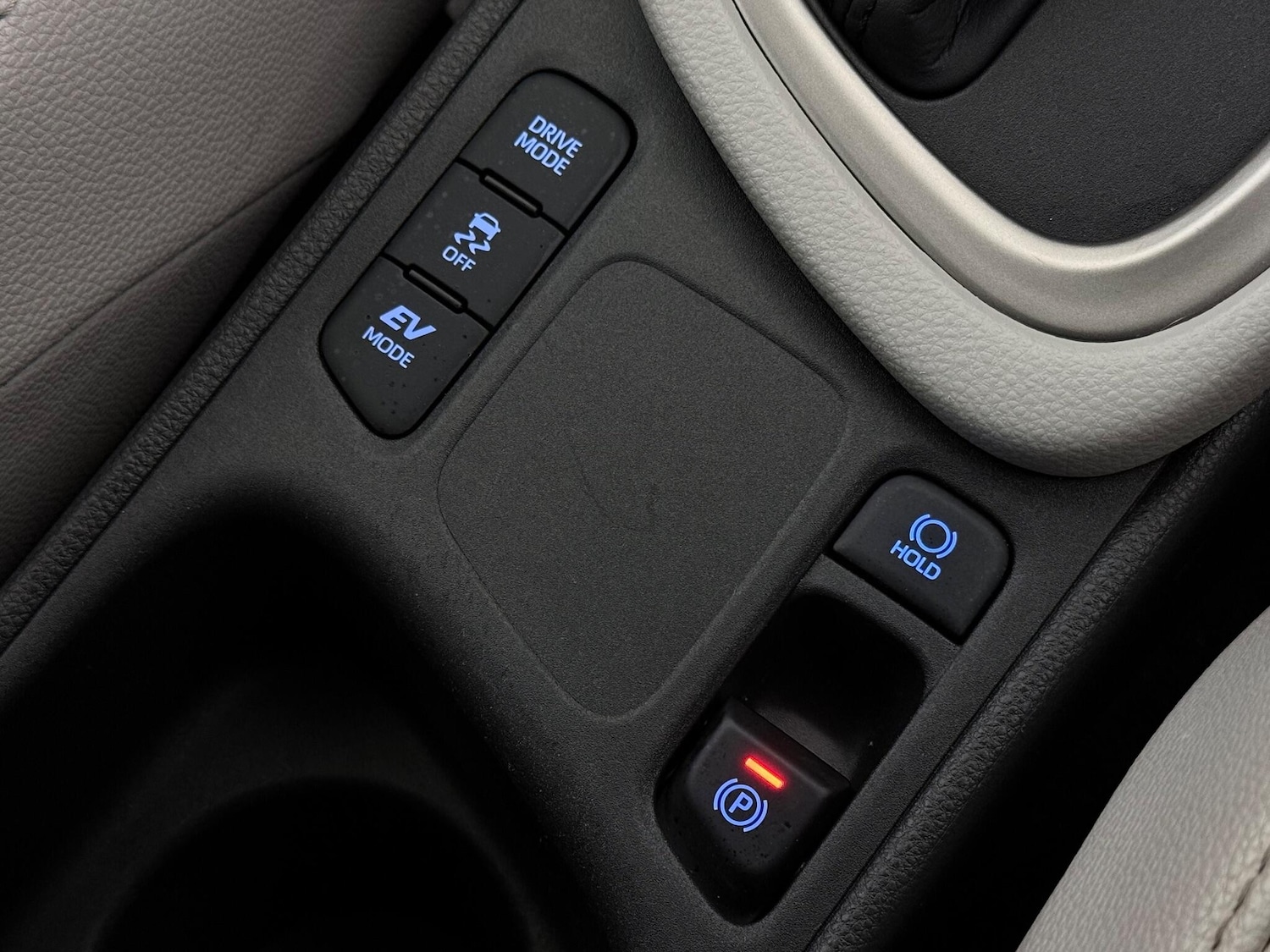 Used Toyota Yaris 2021 for sale - 77221767: Photo 31