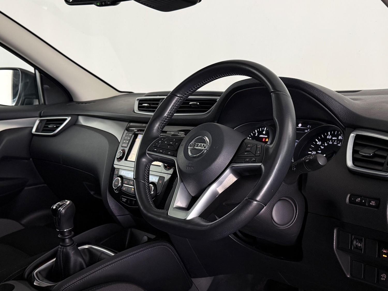 Used Nissan Qashqai 2018 for sale - 77259721: Photo 18